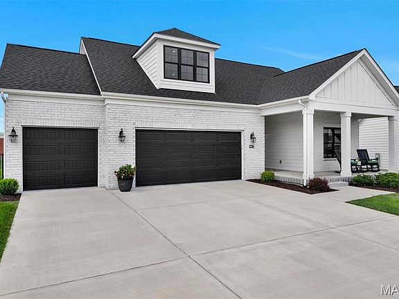 3rd image of 126 Haven Ridge Ct