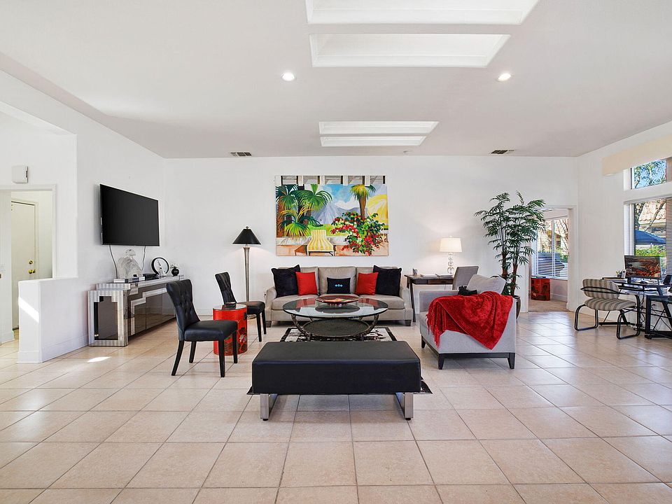 1st image of 78338 Desert Willow Dr