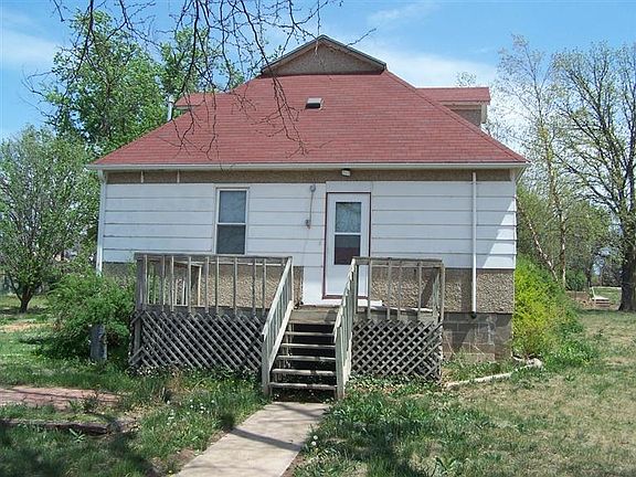 4th image of 211 S Oak St