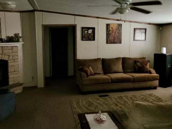 2nd image of 177 Neches Dr