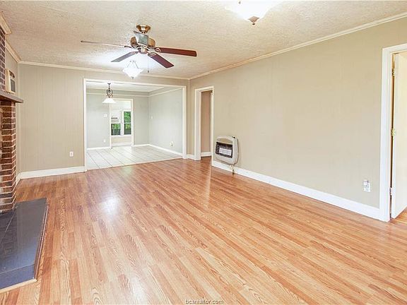 5th image of 307 S Hutchins St