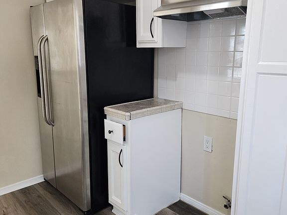 5th image of 3557 W Manchester Blvd