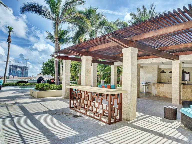 550 Okeechobee Blvd #1113 — Photo 6