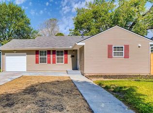 1361 Country Club Rd, Columbus, OH 43227