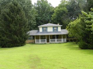 880 E Vixen Dr, Bloomington, IN 47408