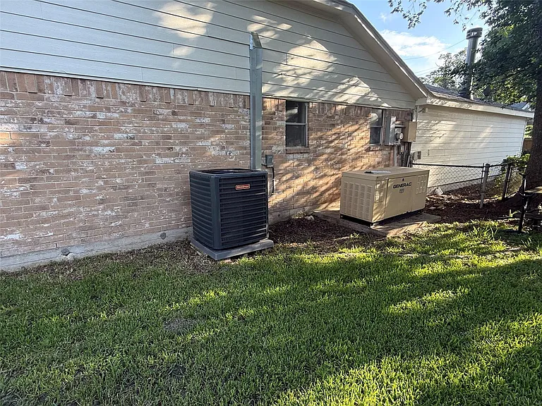 24207 Shellbrook Dr — Photo 11