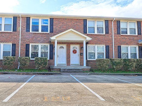 2nd image of 617 Madison St APT 21