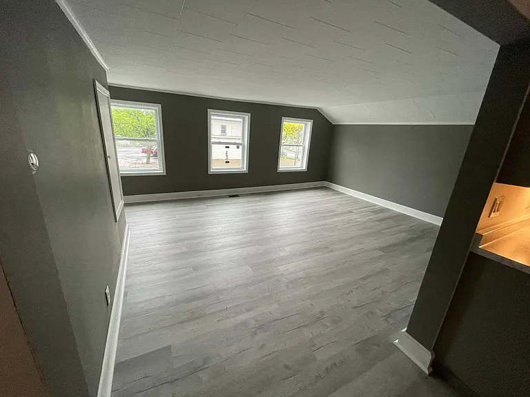 108 E Bridge St #2 — Photo 6
