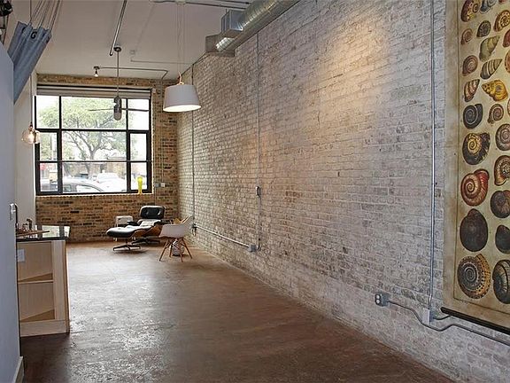 3rd image of 411 Brazos St APT 106