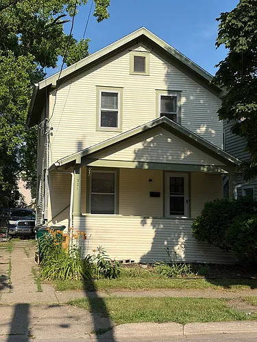 321 S Clemens Ave Photo 1 321 S Clemens Ave Photo 1