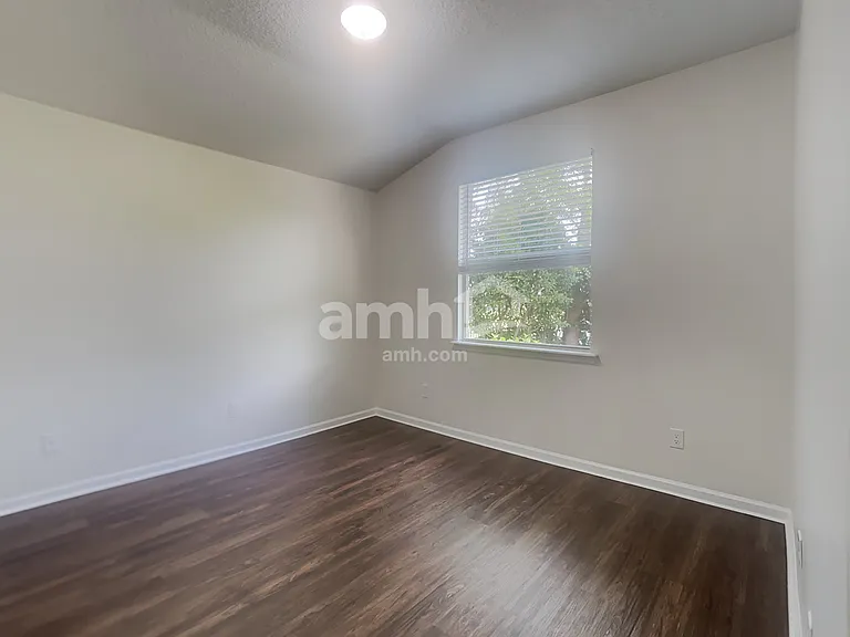 1582 Sailmaker Ln — Photo 16