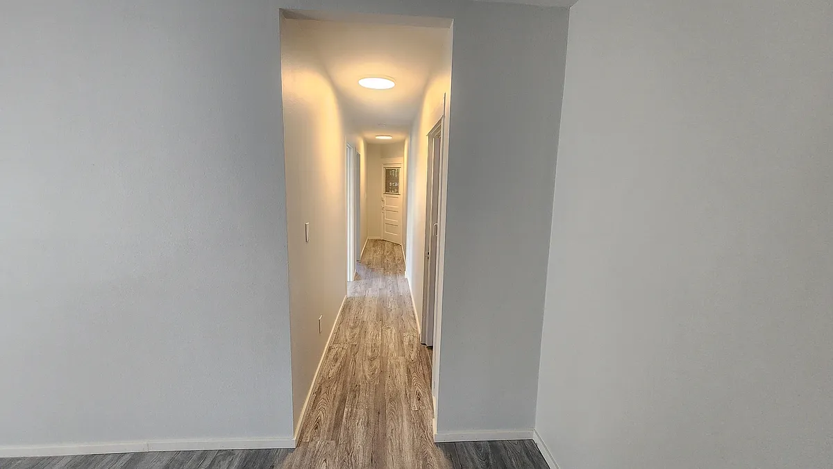 Building Photo - 3724 Pasadena Ave #1