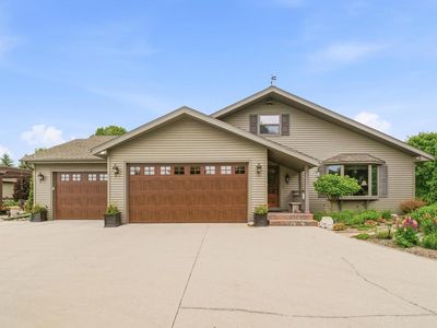 N2798 Honeymoon Hill ROAD, New Holstein, WI, 53061