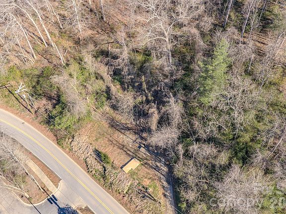 3rd image of 16 Governors View Rd