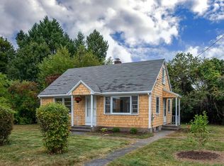 16 Dixfield Rd, Worcester, MA 01606