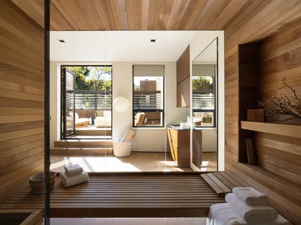 80 Washington Place image 17 of 26