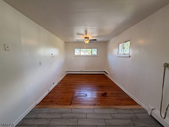 2nd image of 678 Allwood Rd