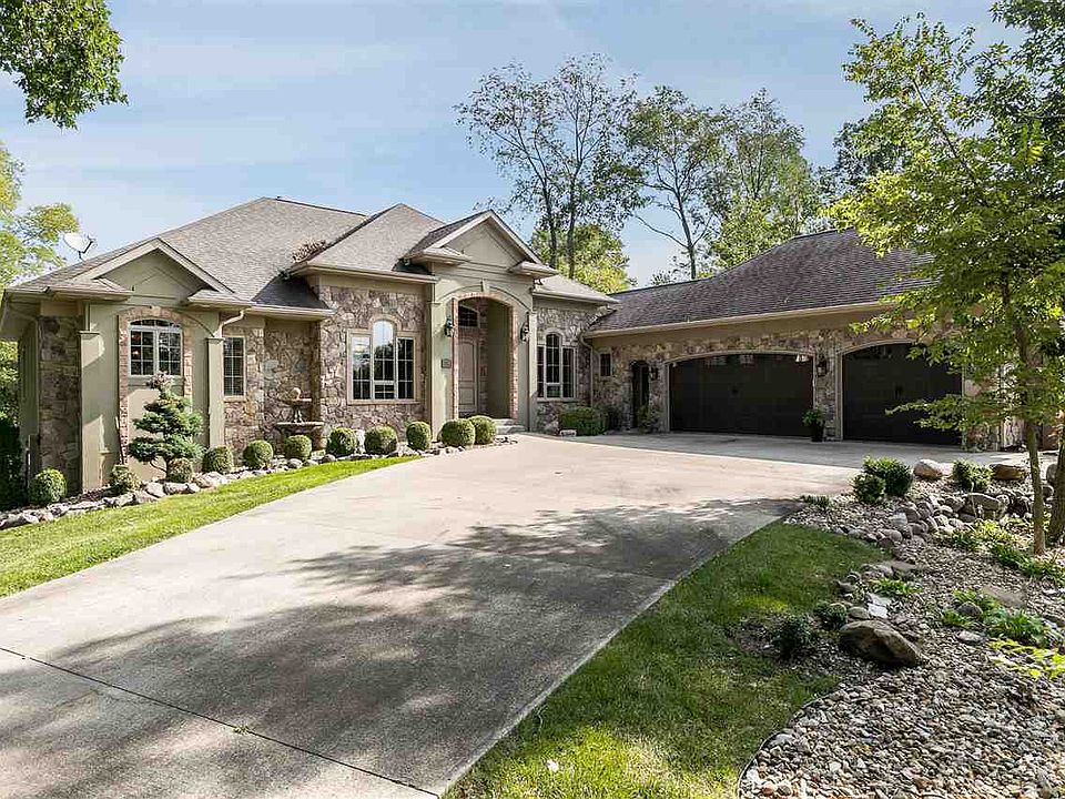 1st image of 3824 Stoney Pointe Ln NE