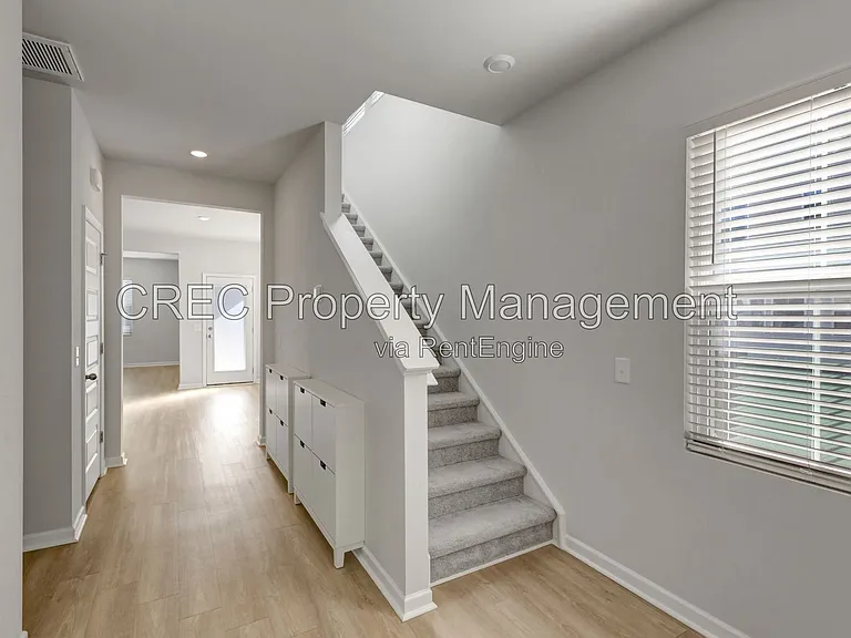 1465 Central Ave — Photo 7