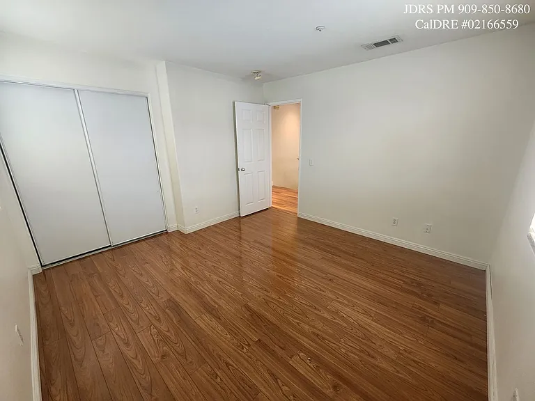 15752 Home Ct — Photo 16