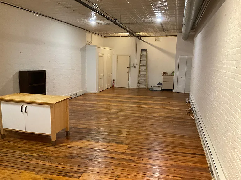 309 Market St #2R — Photo 14