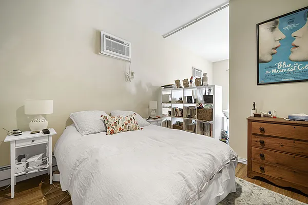 Rented by Corcoran | media 16