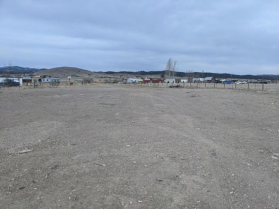 3rd image of 35 City View Dr