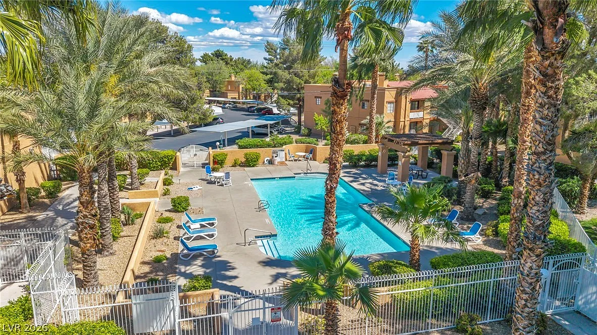 1 bed, 1.0 bath, 668 sqft, $1,150 — Photo 1