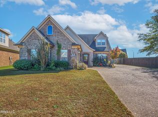 2723 Hill Valley Ln, Southaven, MS 38672