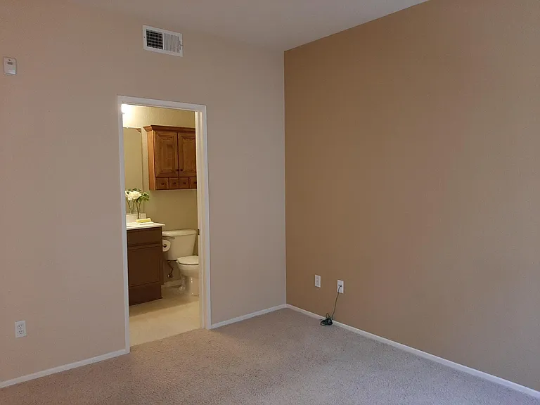 4864 Haight Trl — Photo 16