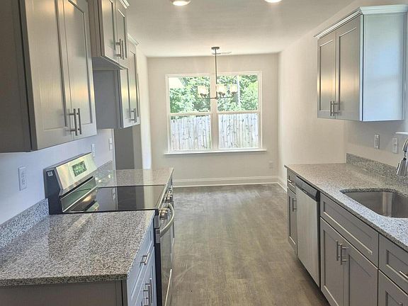 4th image of 7745 Ferndale Dr