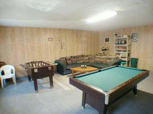 2nd image of 109 Foxbriar Ct