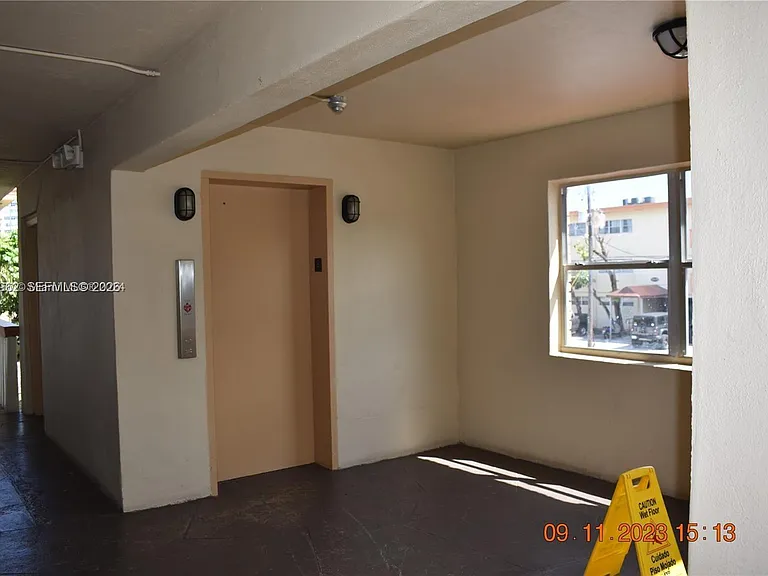 11840 NE 19th Dr #14 — Photo 19
