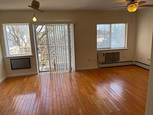 3rd image of 114 Bay 49 St #5