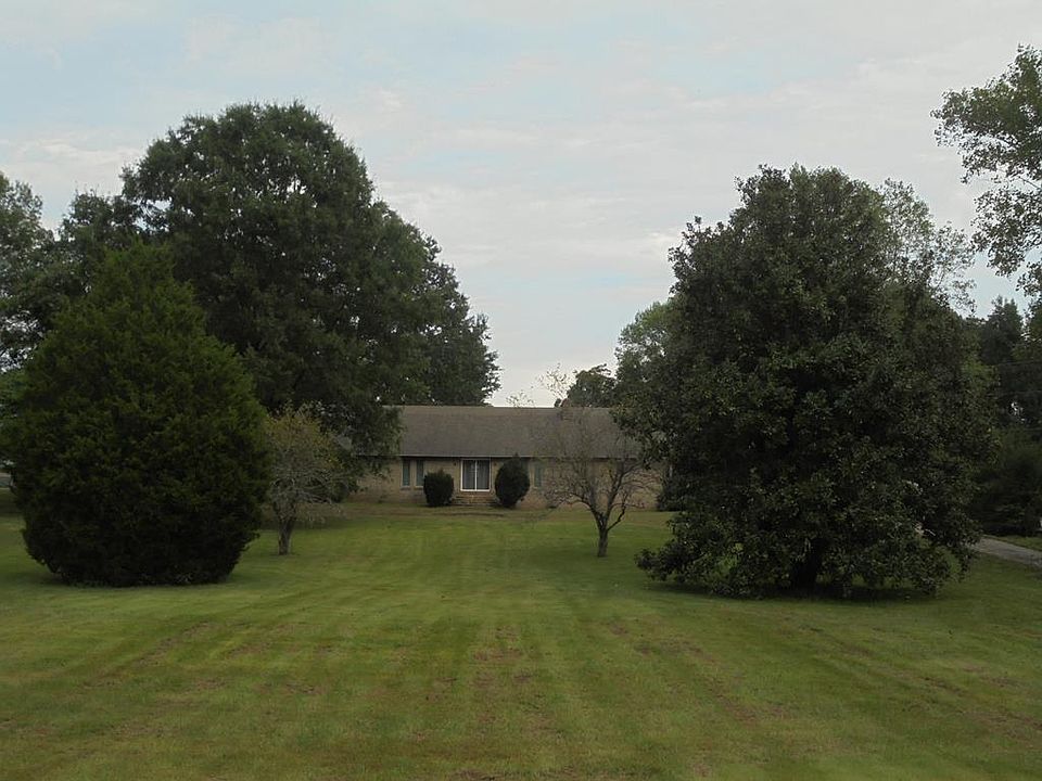 1st image of 385 Crutchfield Ln