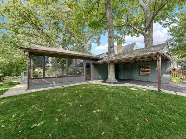 314 Mastodon Dr, Ingleside, IL 60041