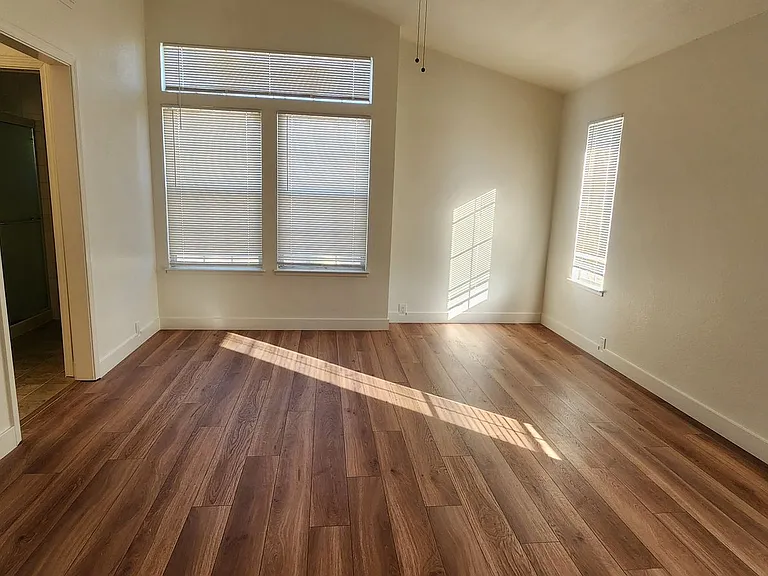 5737 Laguna Quail Way — Photo 17
