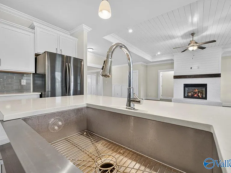 100 Bartram Way — Photo 25