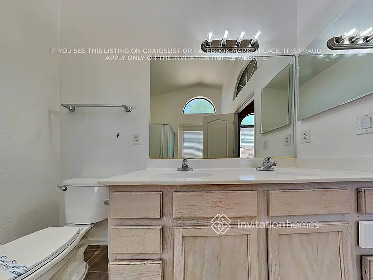9832 E Olla Ave — Photo 17