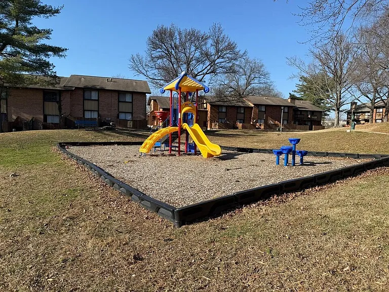 3590 Pershall Rd #C15 — Photo 14