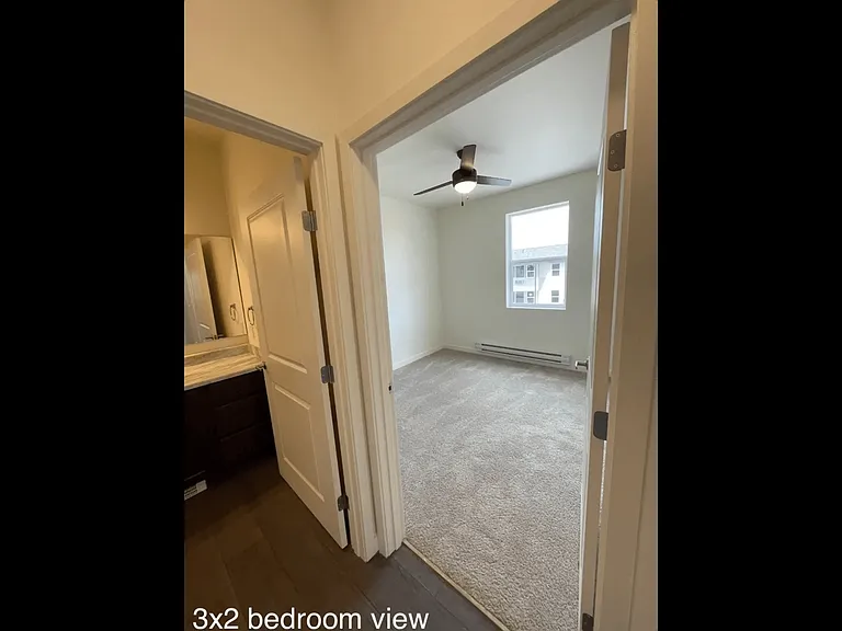 Range View Apartments — Photo 13