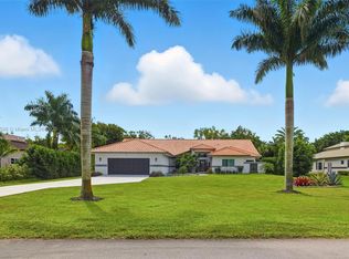 12160 SW 2nd St, Plantation, FL 33325