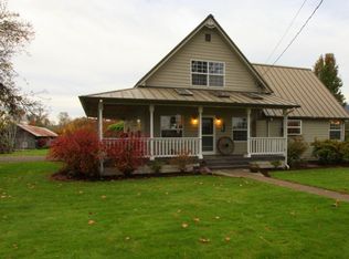 987 66th St, Springfield, OR 97478