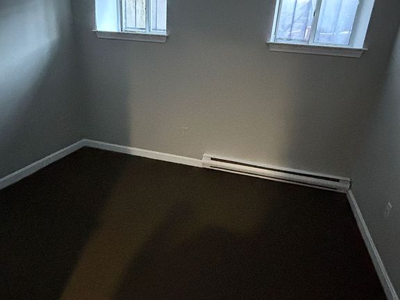 2nd image of 7 Pembroke St APT 1