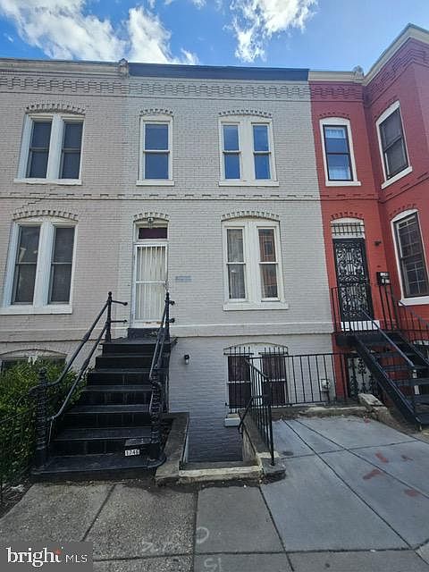 1st image of 1746 V St NW