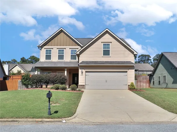 404 Meghan Ct, Opelika, AL 36804