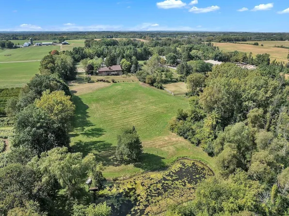 9748 West Bonniwell ROAD, Mequon, WI 53097