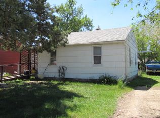 508 E Clement St, Glendive, MT 59330