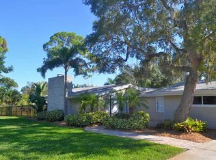 2362 Pine Ter, Sarasota, FL 34231