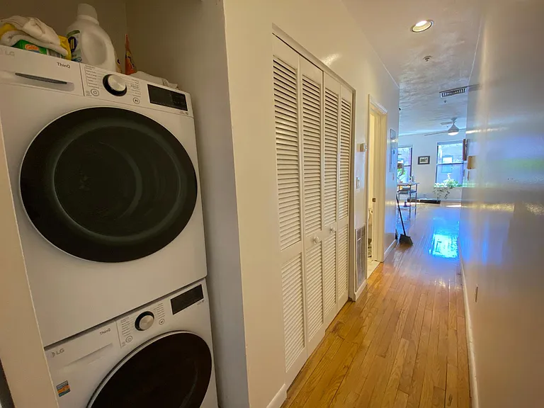 234 Hanover St #2 — Photo 8